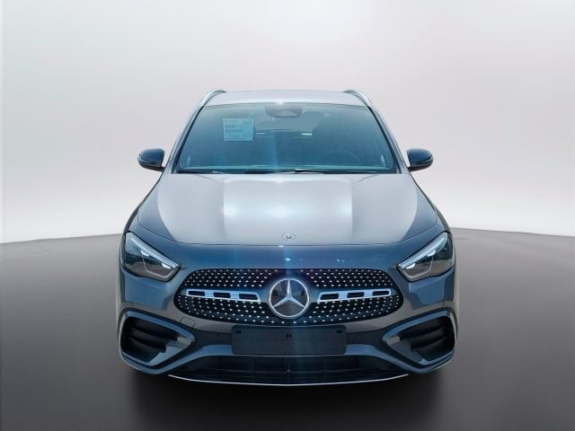Mercedes-Benz GLA 200 d - foto 4 di 4