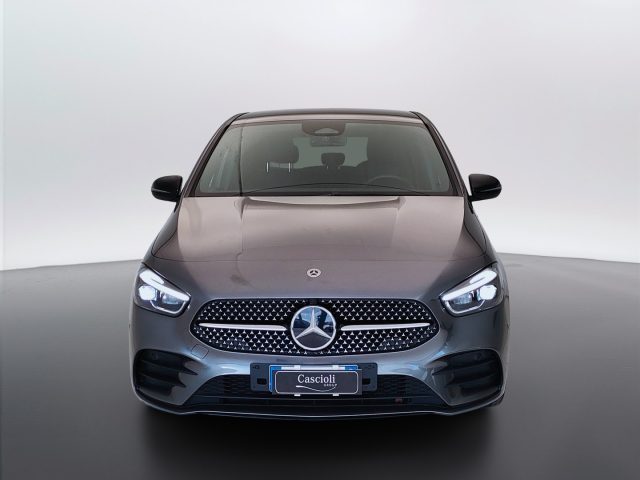 Mercedes-Benz CLA sse B - W247 2023 - B 180 d AMG Line Advanced Plus - foto 4 di 4