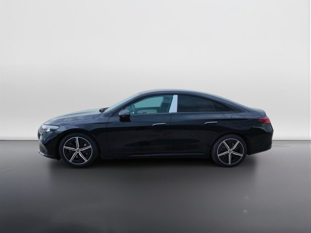 Mercedes-Benz CLA 200 - foto 3 di 4