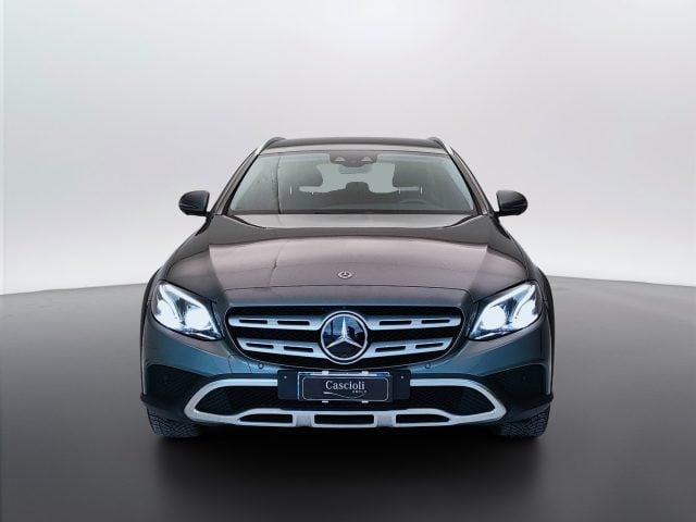 Mercedes-Benz CLA sse E - S213 SW All-Terrain - E SW All-Terrain 220 - foto 2 di 17