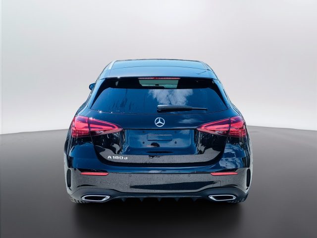 Mercedes-Benz A 180 d Automatic - foto 4 di 4