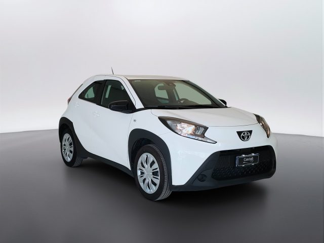 Toyota Aygo X - 1.0 Active 72cv - foto 3 di 4
