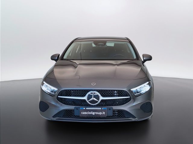 Mercedes-Benz A 180 Classe A - W177 2023 - d Advanced auto - foto 2 di 18