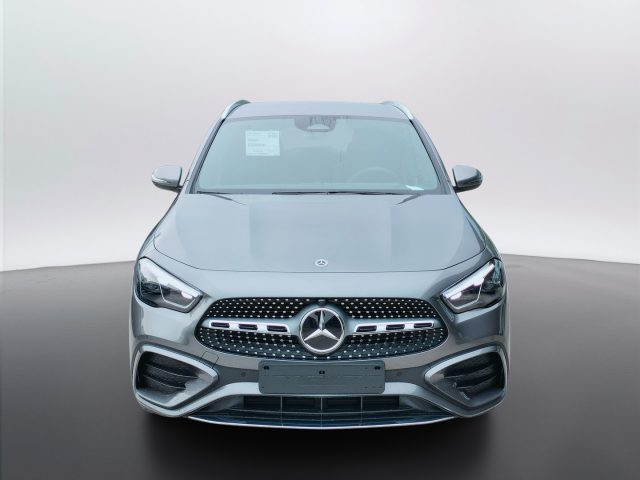 Mercedes-Benz GLA 200 d - foto 2 di 4
