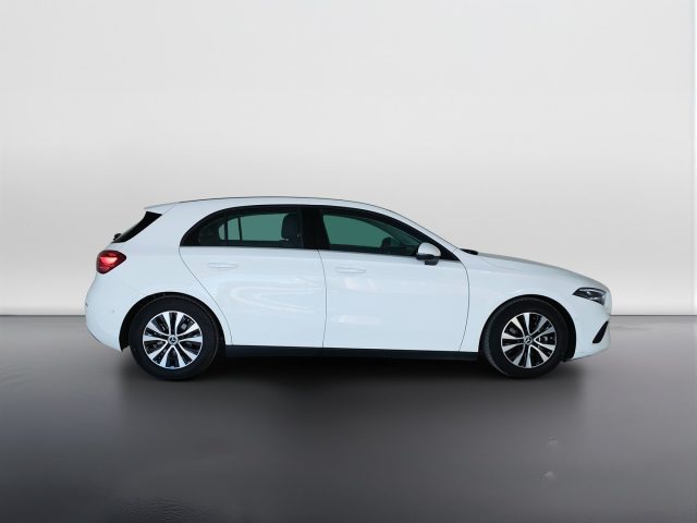 Mercedes-Benz A 180 Classe A - W177 2023 - d Advanced auto - foto 4 di 18