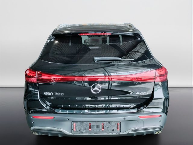 Mercedes-Benz EQA 300 4MATIC - foto 3 di 12