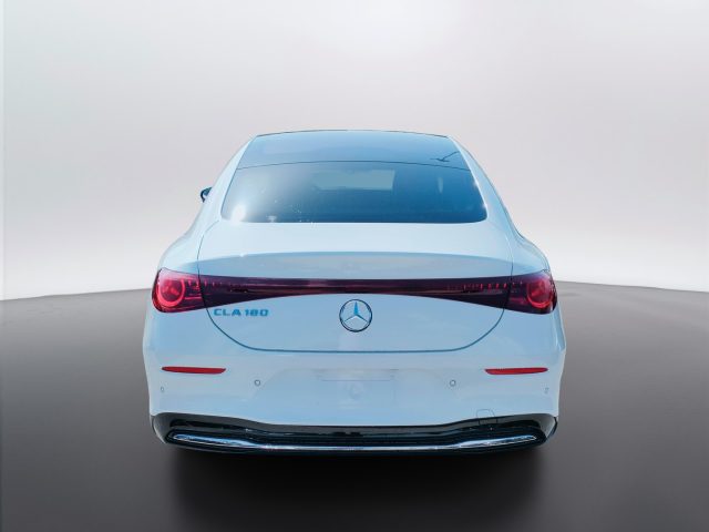 Mercedes-Benz CLA 180 - foto 4 di 4