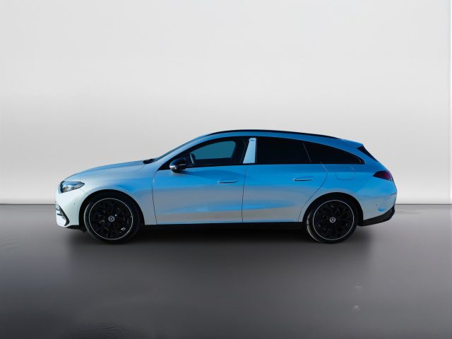 Mercedes-Benz CLA 200 4MATIC Shooting Brake - foto 3 di 4