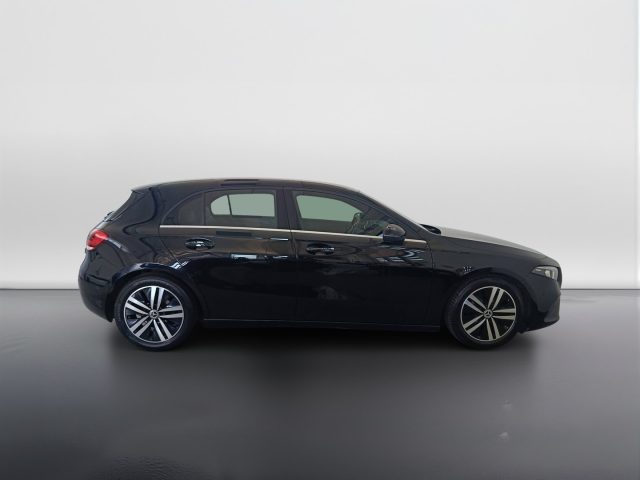 Mercedes-Benz A 180 Classe A - W177 2018 - d Sport Light auto - foto 3 di 20