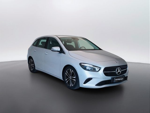 Mercedes-Benz CLA sse B - W247 2023 - B 180 d Progressive Advanced a - foto 3 di 19