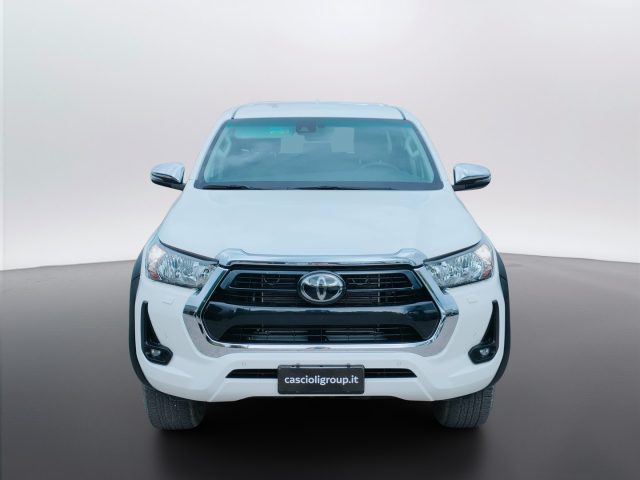Toyota Hilux IV 2021 - 2.8 d double cab Lounge 4wd - foto 2 di 4