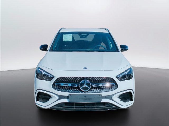 Mercedes-Benz GLA 200 d - foto 2 di 4