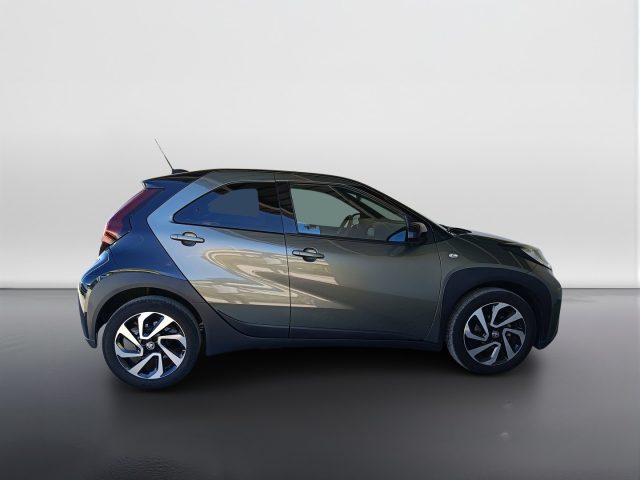 Toyota Aygo X - 1.0 Trend 72cv - foto 3 di 4
