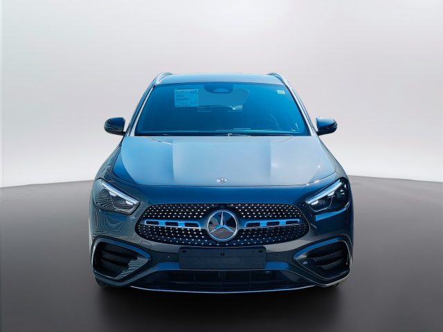 Mercedes-Benz GLA 200 d - foto 2 di 4