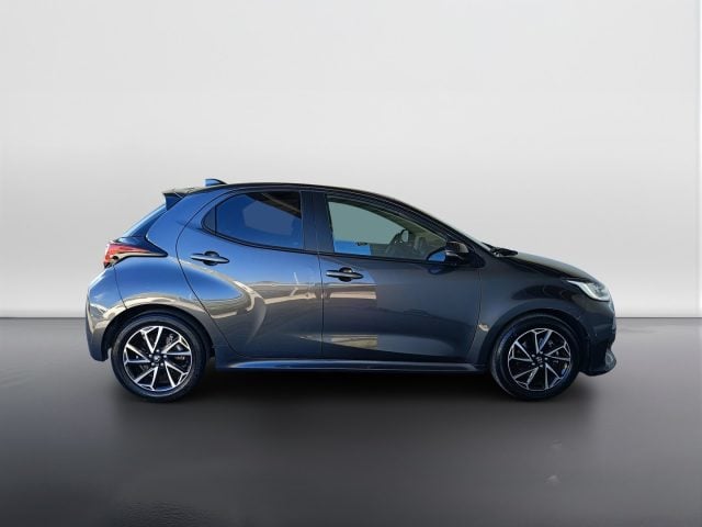Toyota Yaris IV 2020 - 1.5h Trend - foto 3 di 4