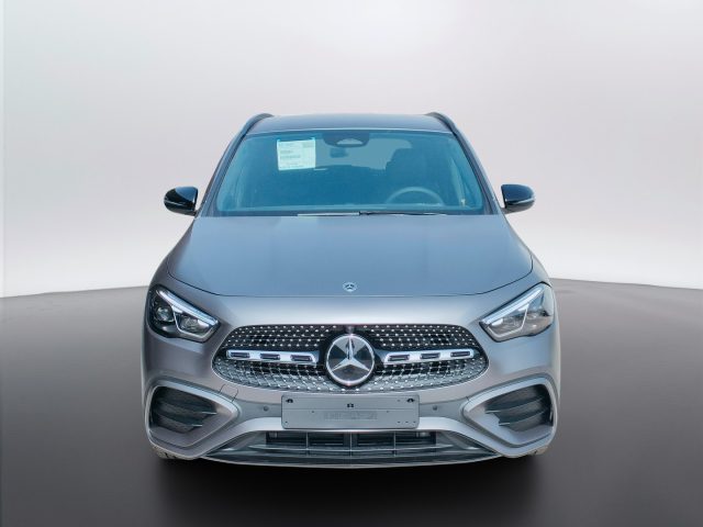 Mercedes-Benz GLA 200 d - foto 2 di 4