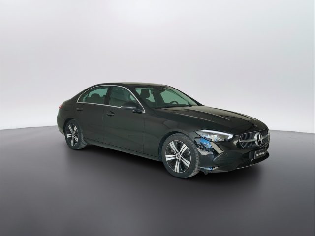 Mercedes-Benz CLA sse C-W206 Berlina 2021 - C 200 d mhev Advanced au - foto 3 di 4
