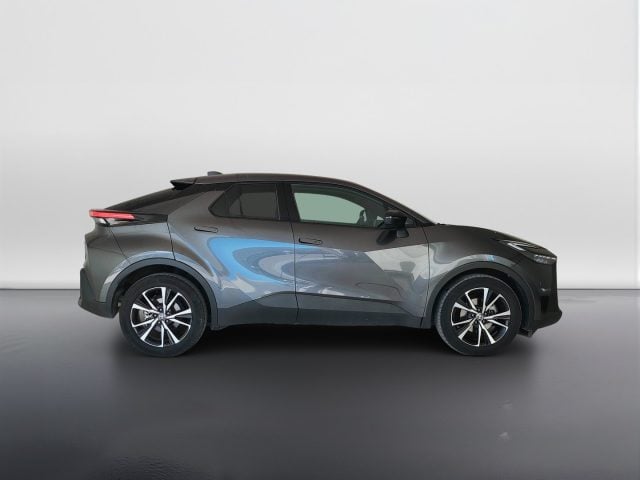 Toyota C-HR II 2023 - 2.0 hev Trend fwd e-cvt - foto 4 di 4