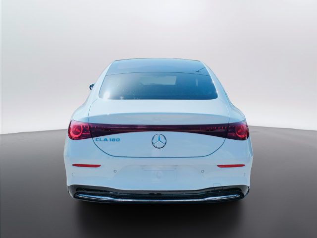 Mercedes-Benz CLA 180 - foto 4 di 4