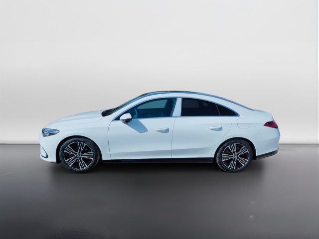 Mercedes-Benz CLA 180 - foto 3 di 4