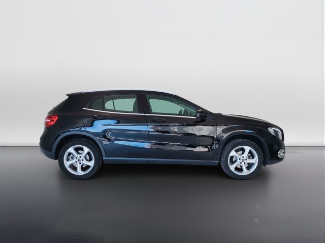 Mercedes-Benz G LA-X156 2017 - LA 200 d Sport - foto 4 di 4