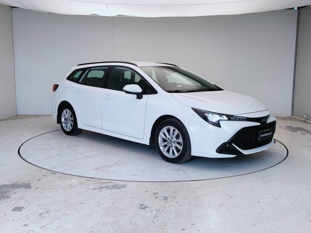 Toyota Corolla XII 2023 Touring Sports - Touring Sports 1.8h Ac - foto 3 di 4