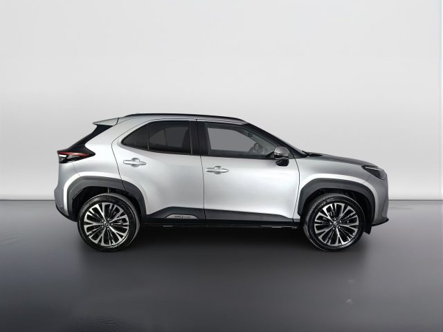 Toyota Yaris Cross - MY '22 - foto 3 di 4