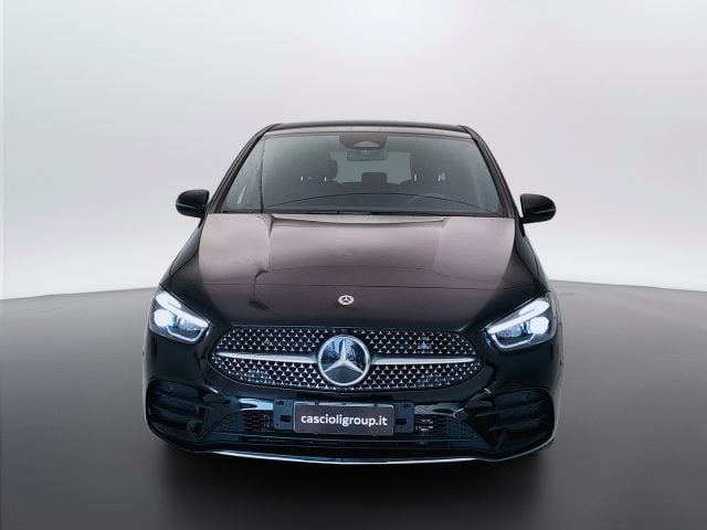 Mercedes-Benz CLA sse B - W247 2023 - B 180 d AMG Line Advanced Plus - foto 2 di 4