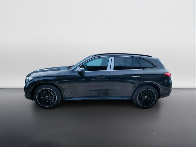 Mercedes-Benz GLC 220 d 4MATIC - foto 3 di 4