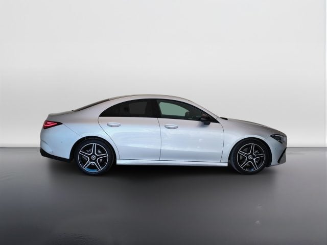 Mercedes-Benz CLA Coupe - C118 2023 - Coupe 200 d AMG Line Premium - foto 4 di 4