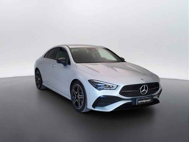 Mercedes-Benz CLA Coupe - C118 2023 - Coupe 200 d AMG Line Premium - foto 3 di 4
