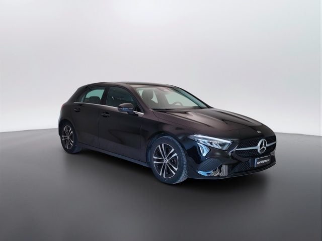 Mercedes-Benz A 180 Classe A - W177 2023 - d Advanced auto - foto 3 di 4