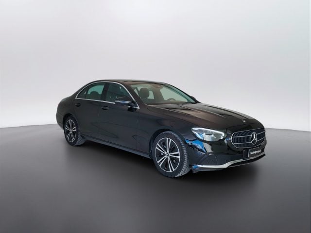 Mercedes-Benz CLA sse E - W213 Berlina - E 220 d Business Sport 4mat - foto 3 di 4