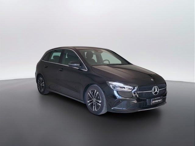 Mercedes-Benz CLA sse B - W247 2023 - B 180 d Progressive Advanced a - foto 3 di 4