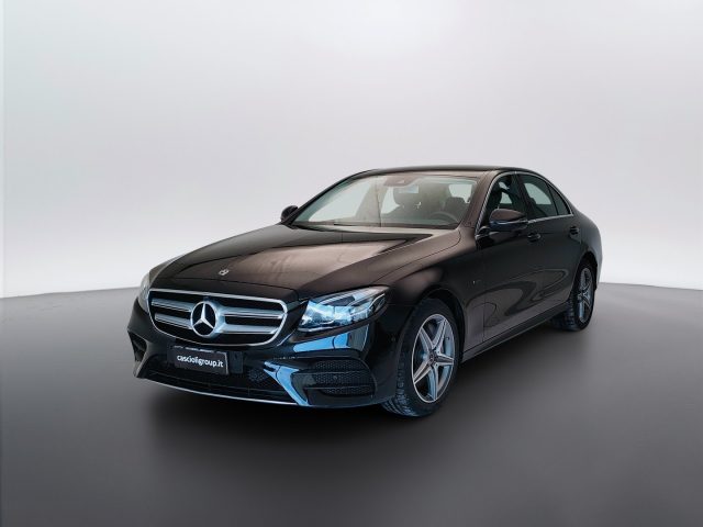 Mercedes-Benz CLA sse E - W213 Berlina - E 300 de eq-power Premium a, del 2020, 68.791 km, in vendita a Mosciano Sant Angelo (TE)