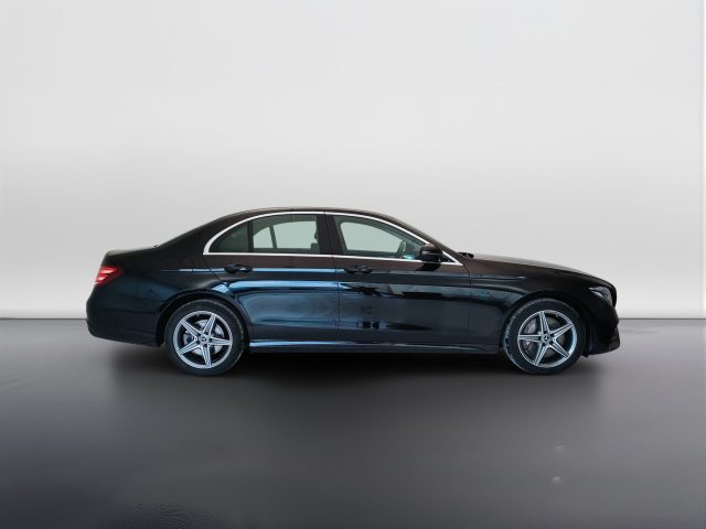Mercedes-Benz CLA sse E - W213 Berlina - E 300 de eq-power Premium a - foto 4 di 4