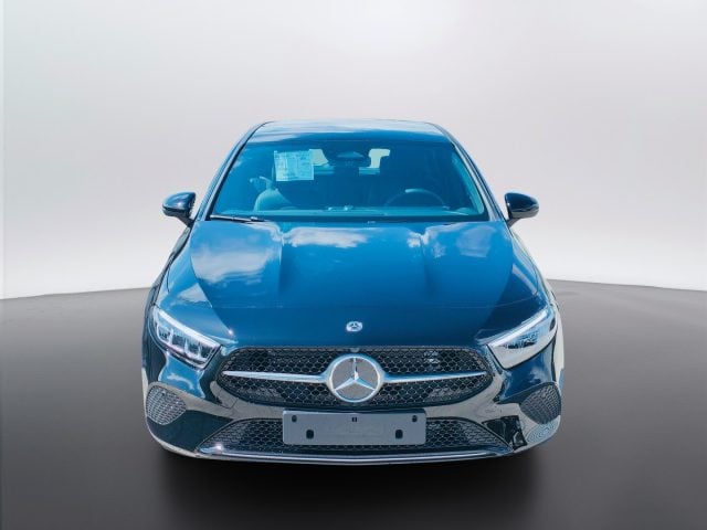 Mercedes-Benz A 180 d Automatic - foto 2 di 4