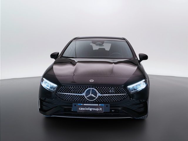 Mercedes-Benz A 250 Classe A - W177 2023 - e phev AMG Line Advanced P - foto 2 di 4