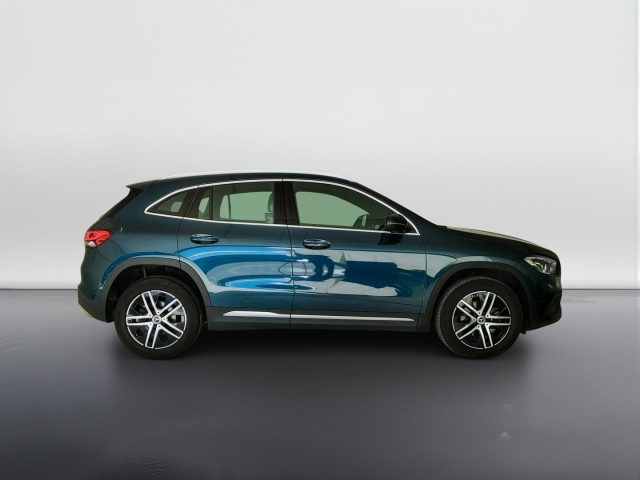 Mercedes-Benz G LA-H247 2020 - LA 180 d Sport Plus auto - foto 4 di 4