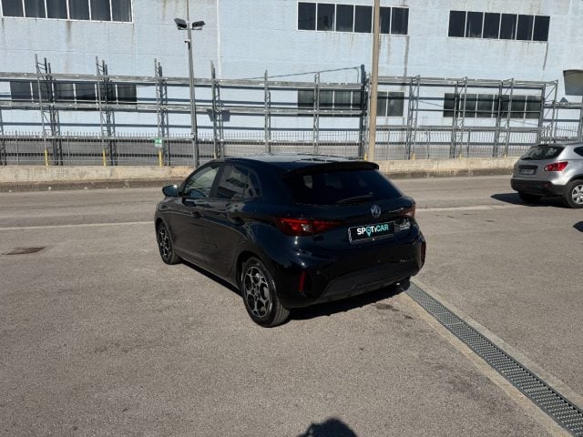 MG MG3 1.5 Hybrid+ Luxury - foto 3 di 4