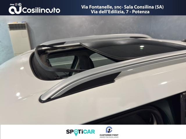 MINI Countryman 1.5 Business Hybrid ALL4 Automatica, del 2019, 120.967 km, in vendita a Sala Consilina (SA)