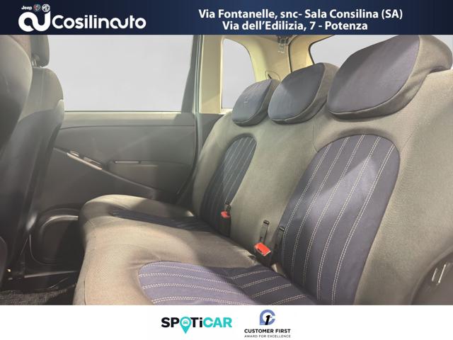 Lancia MUSA 1.4 Argento Ecochic GPL, del 2010, 102.502 km, in vendita a Sala Consilina (SA)