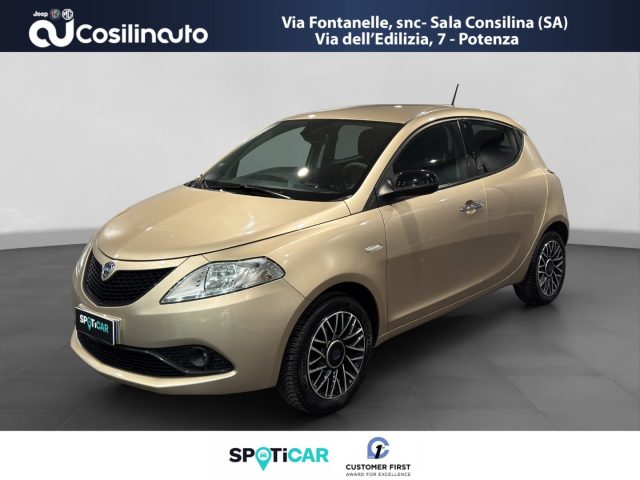 Lancia Ypsilon 1.0 FireFly 5 porte S&S Hybrid Gold + - foto 2 di 4