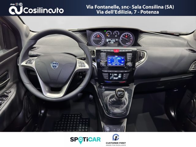 Lancia Ypsilon 1.0 FireFly 5 porte S&S Hybrid Gold + usato a SALA CONSILINA
