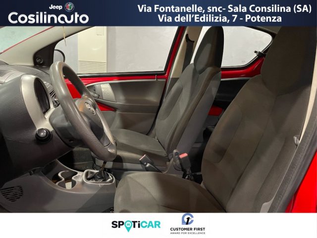 Toyota Aygo 1.0 12V 68Cv 5 porte, del 2010, 129.567 km, in vendita a Sala Consilina (SA)
