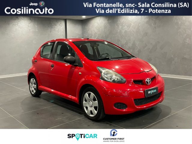 Toyota Aygo 1.0 12V 68Cv 5 porte - foto 3 di 4
