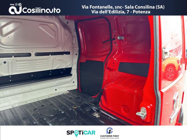 Fiat Fiorino 1.3 MJT 95CV Cargo SX, del 2017, 125.397 km, in vendita a Sala Consilina (SA)