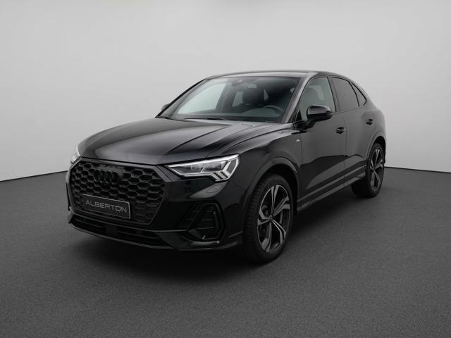 Audi Q3 SPB 40 TFSI quattro S tronic Identity Black S line, del 2025, 24.700 km, in vendita a Castello Di Godego (TV)