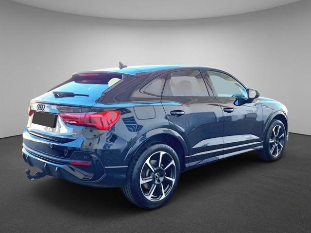 Audi Q3 SPB 40 TFSI quattro S tronic Identity Black S line - foto 2 di 3