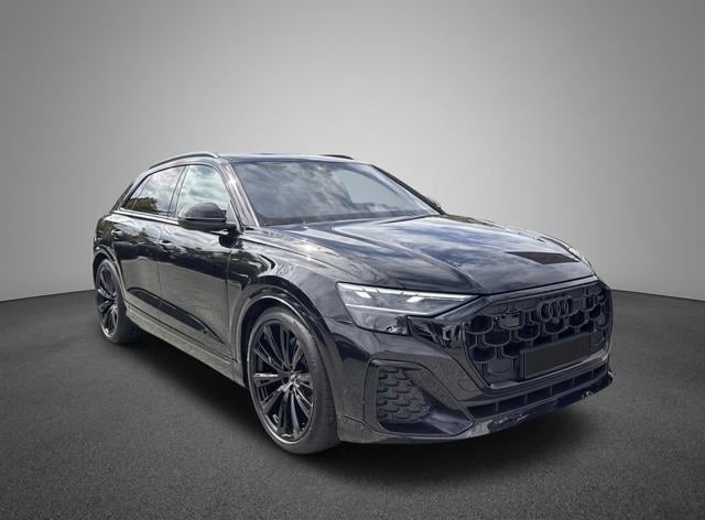 Audi Q8 SUV 50 TDI 286 CV quattro tiptronic S line edition usato a CASTELLO DI GODEGO